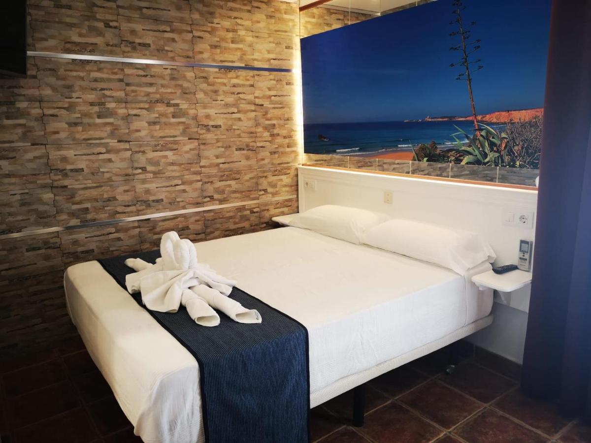 Hostal Costa De La Luz Conil De La Frontera Exterior foto