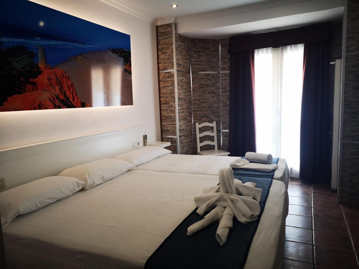 Hostal Costa De La Luz Conil De La Frontera Exterior foto